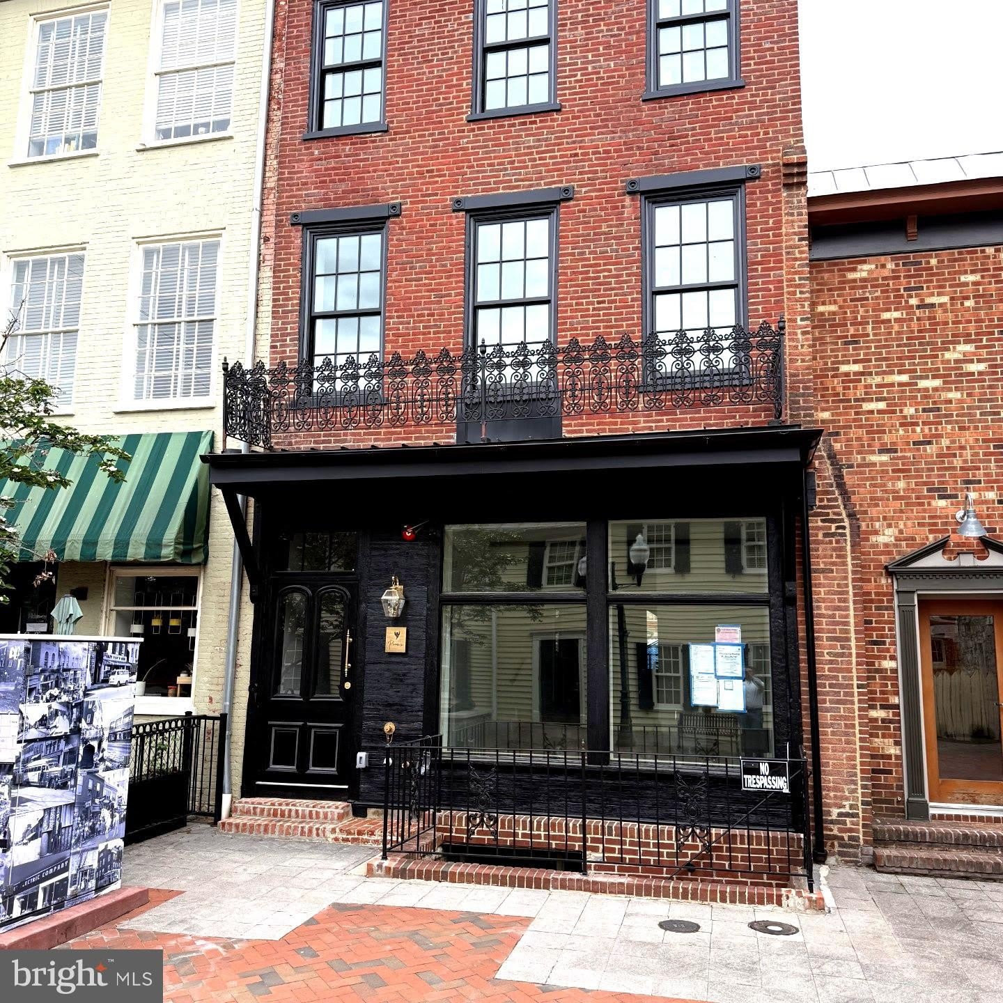 137 S LOUDOUN Street – photo 1