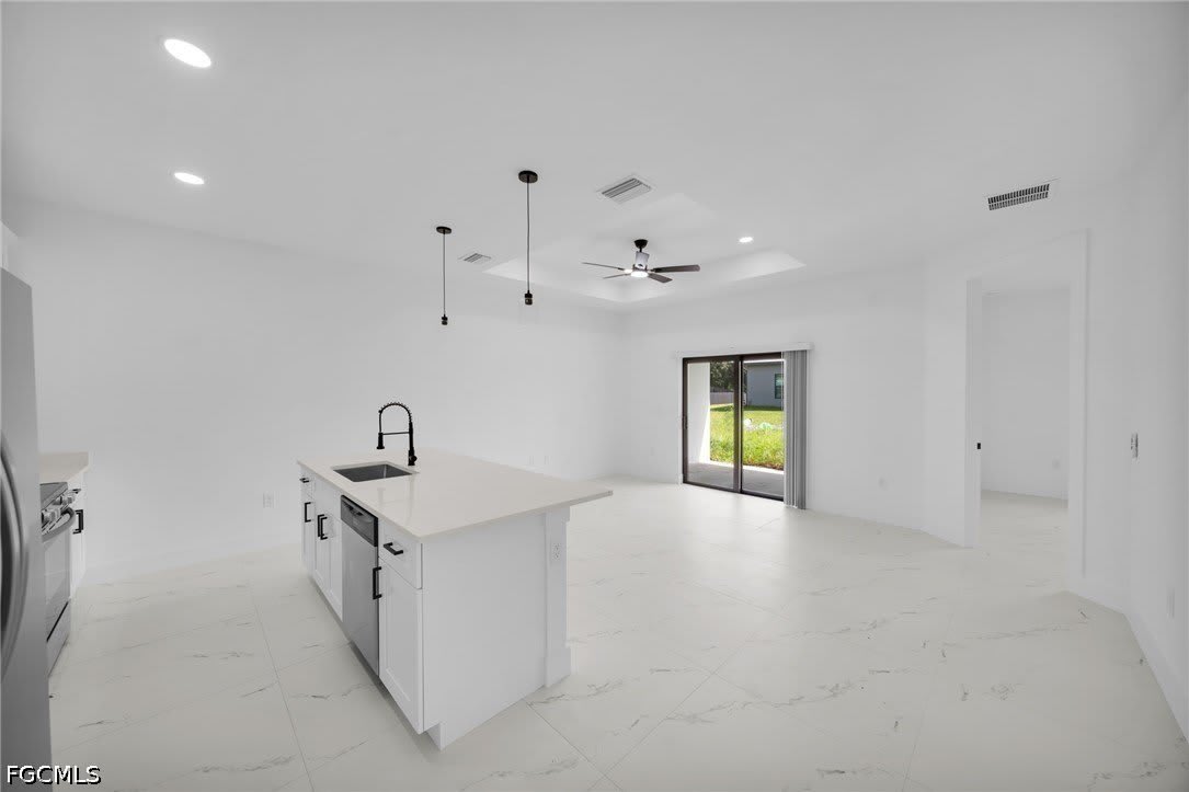 4985 Fairway Court – photo 2