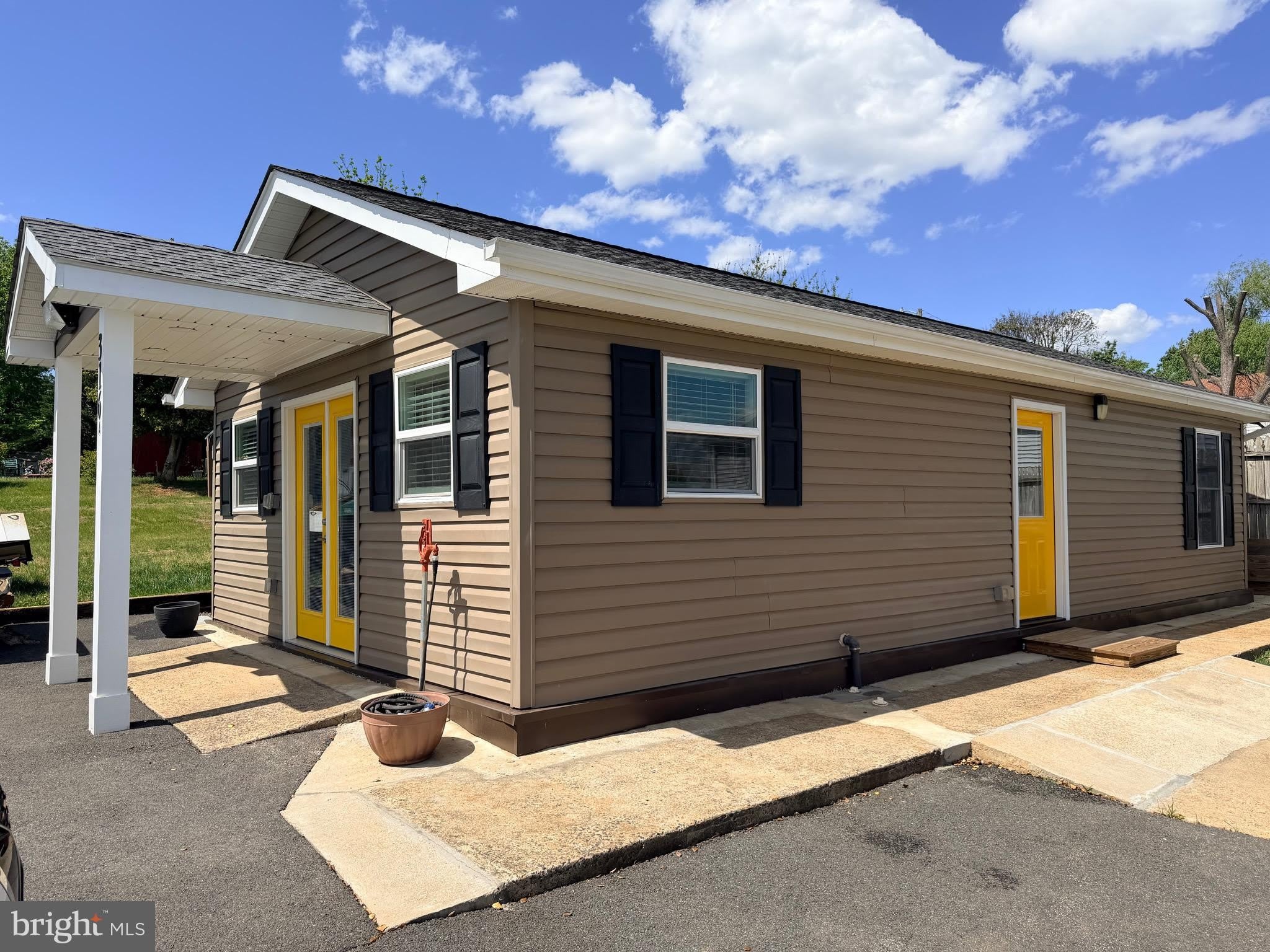 316 MONTICELLO Avenue – photo 2