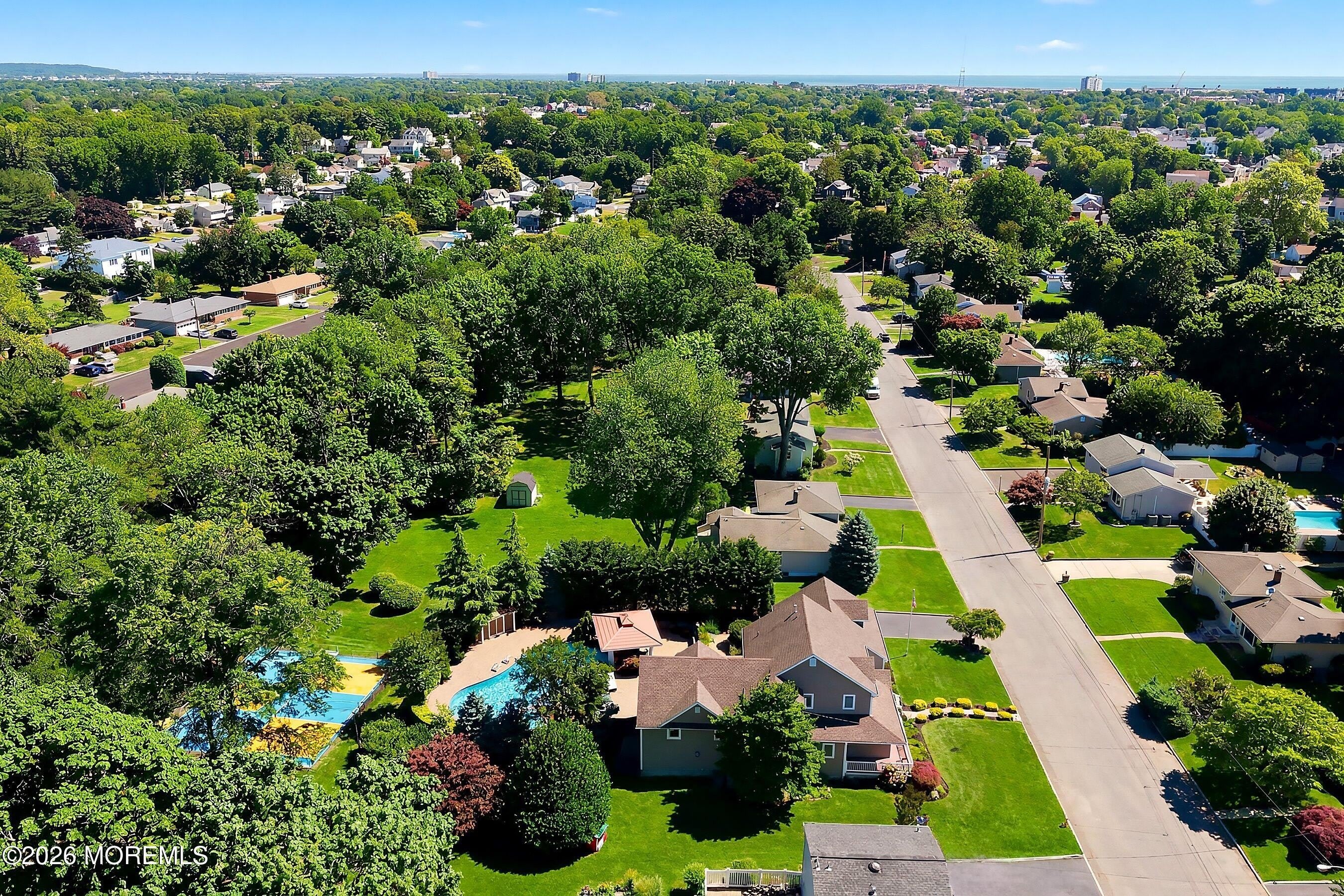 39 Hilltop Road – photo 1