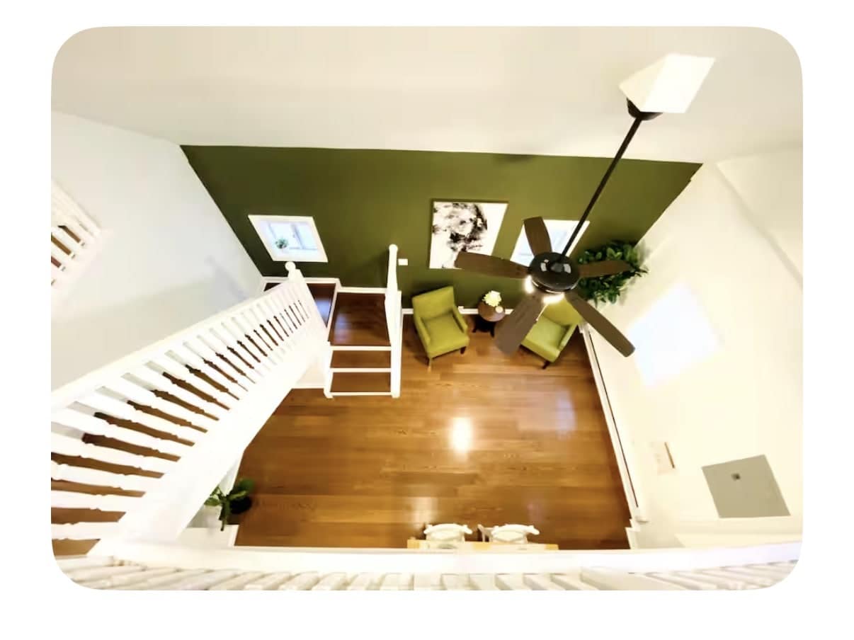 3 Leslie Street – photo 2
