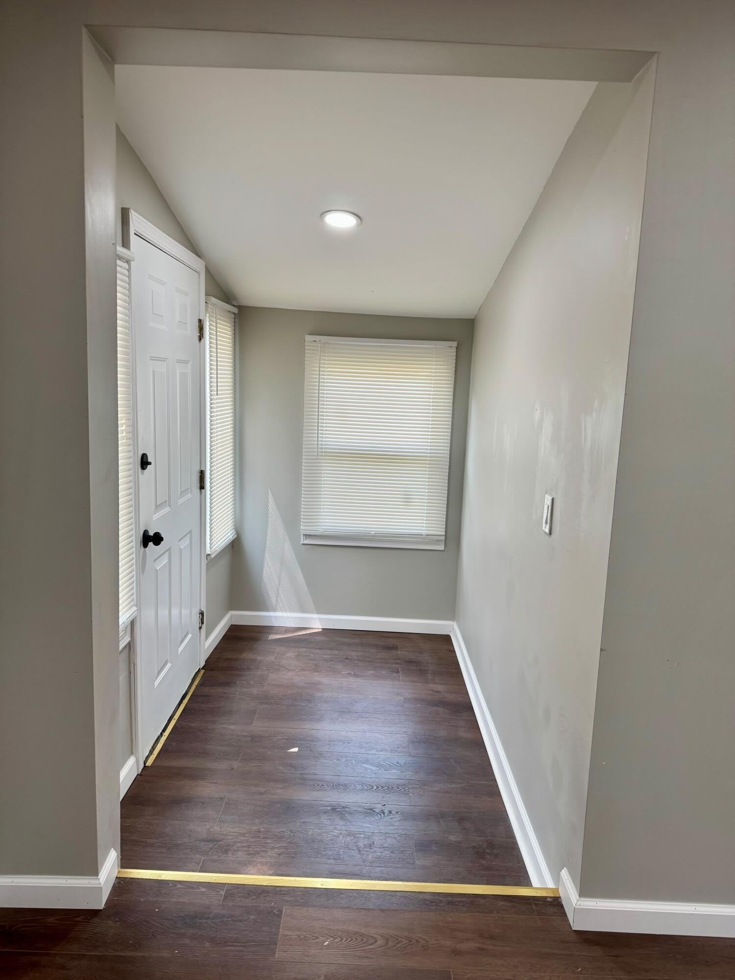 5169 Glenis Street – photo 5