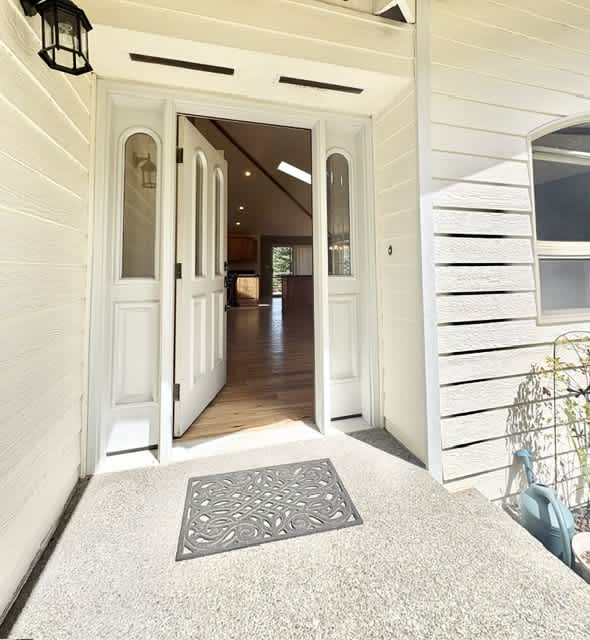 634 Northeast Dawn Road – photo 2