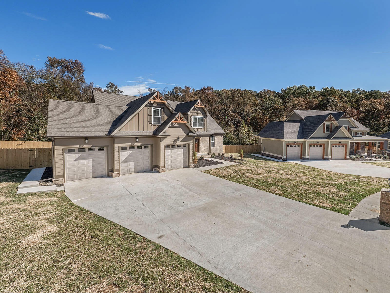 8052 Burgundy Circle – photo 3