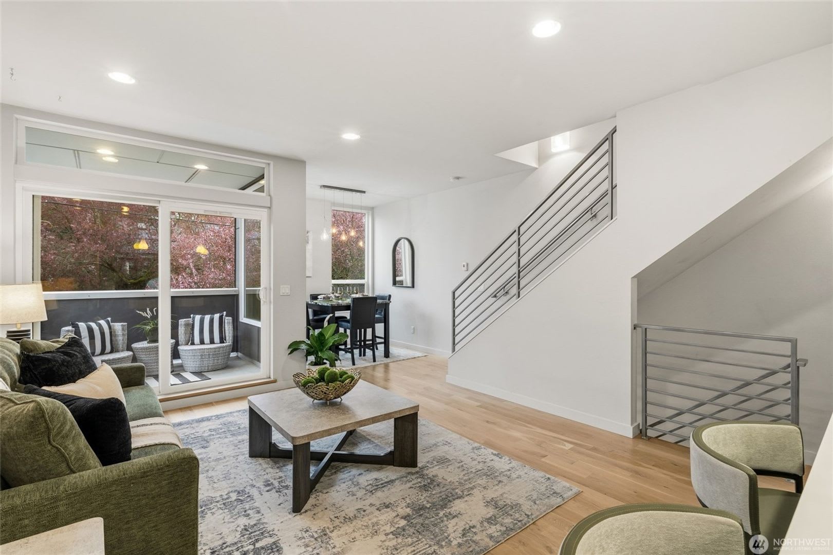 Luxury Ballard Townhouse for Rent – photo 5