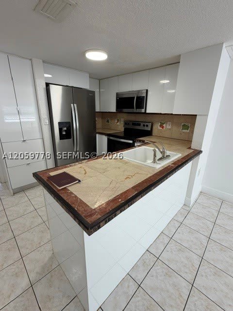 1362 Nw 24 Avenue – photo 2