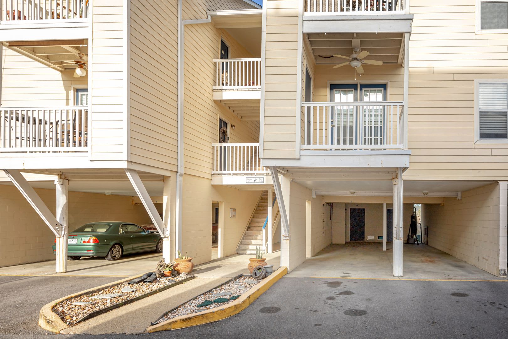 Harbor Landing Rental With Boat Slip Great Amenities And A Gated Waterfront Community Lifestyle – photo 2