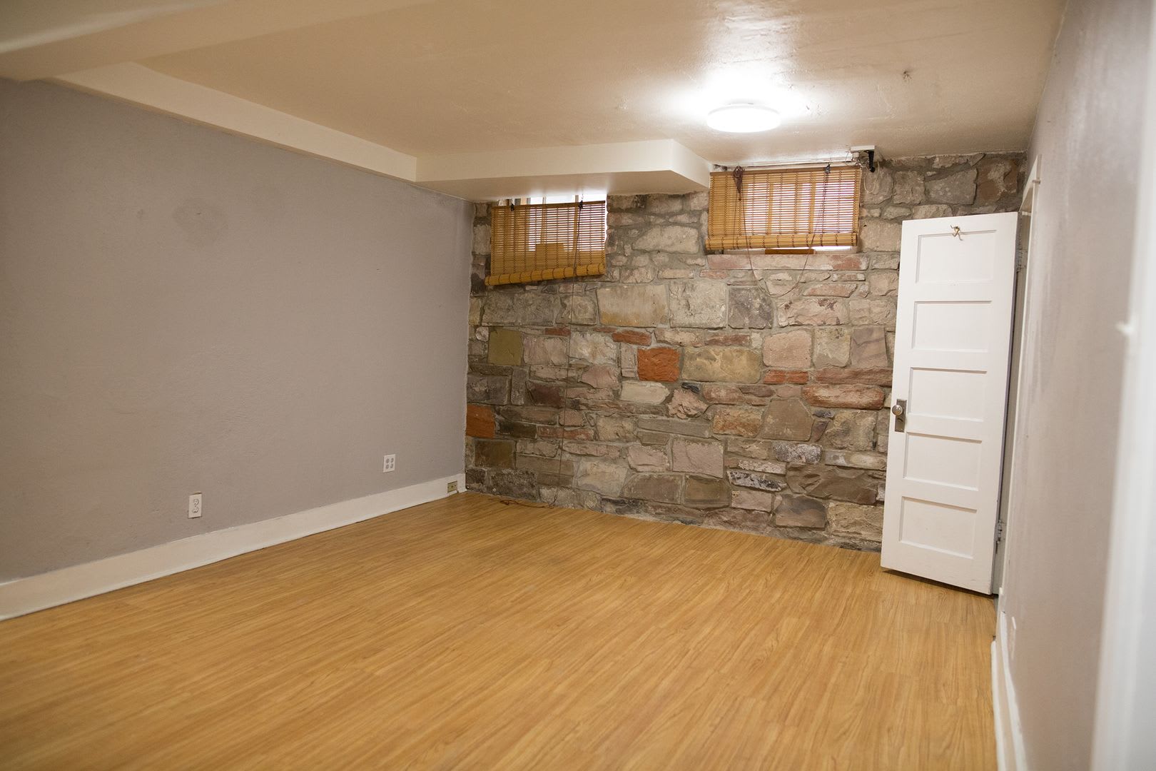 PRICE JUST REDUCED!! – photo 1