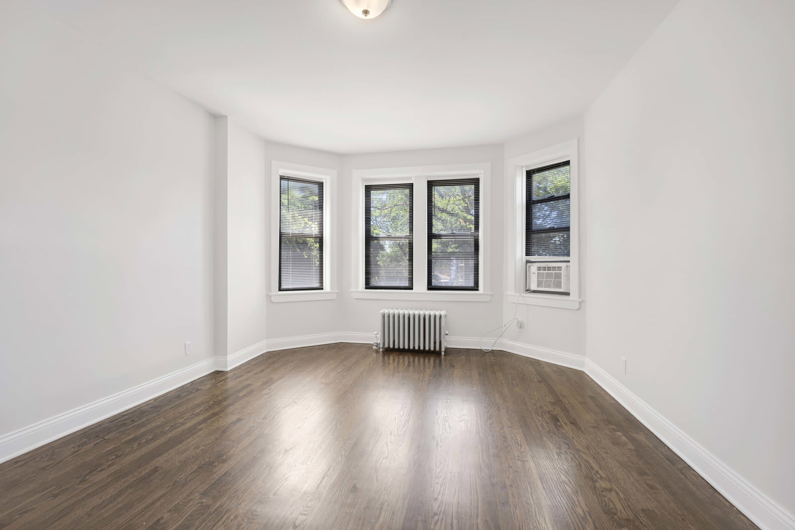 4406 West Altgeld Street – photo 1