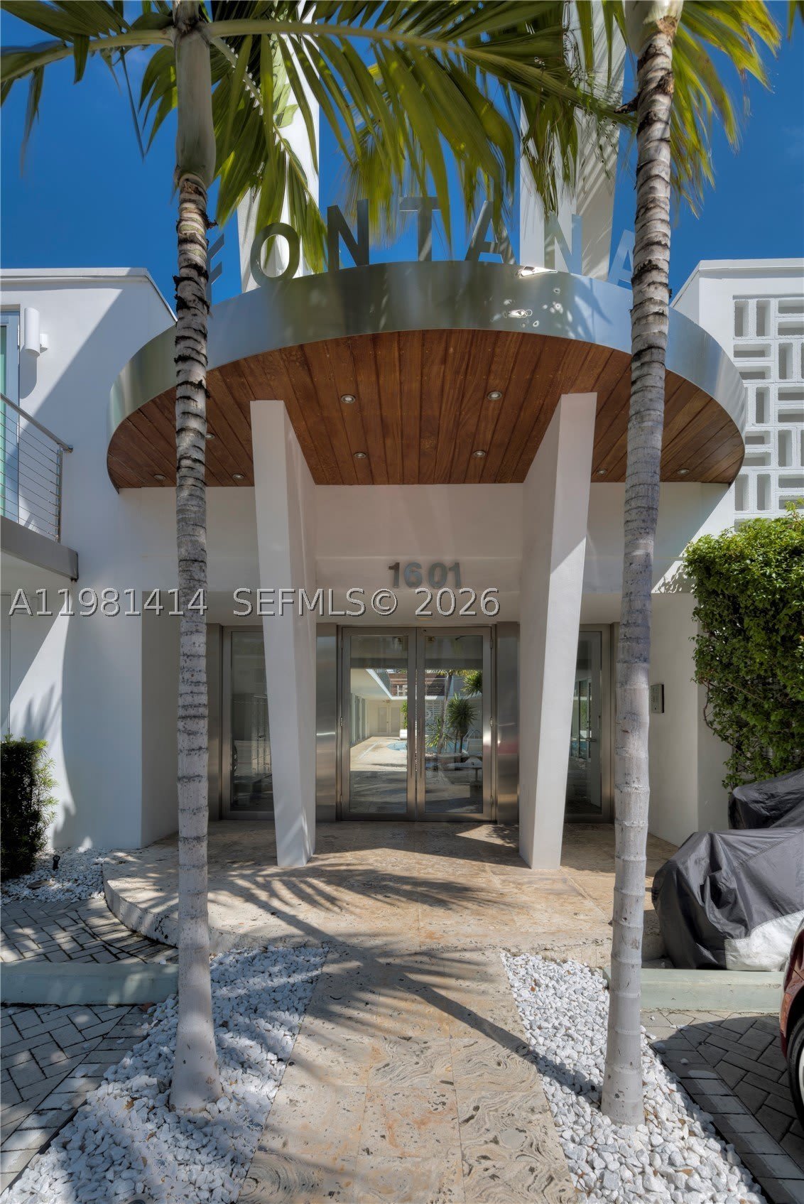 1601 West Ave – photo 2