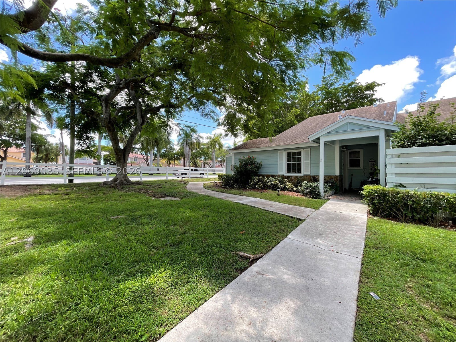 13799 SW 147th Cir Ln – photo 2