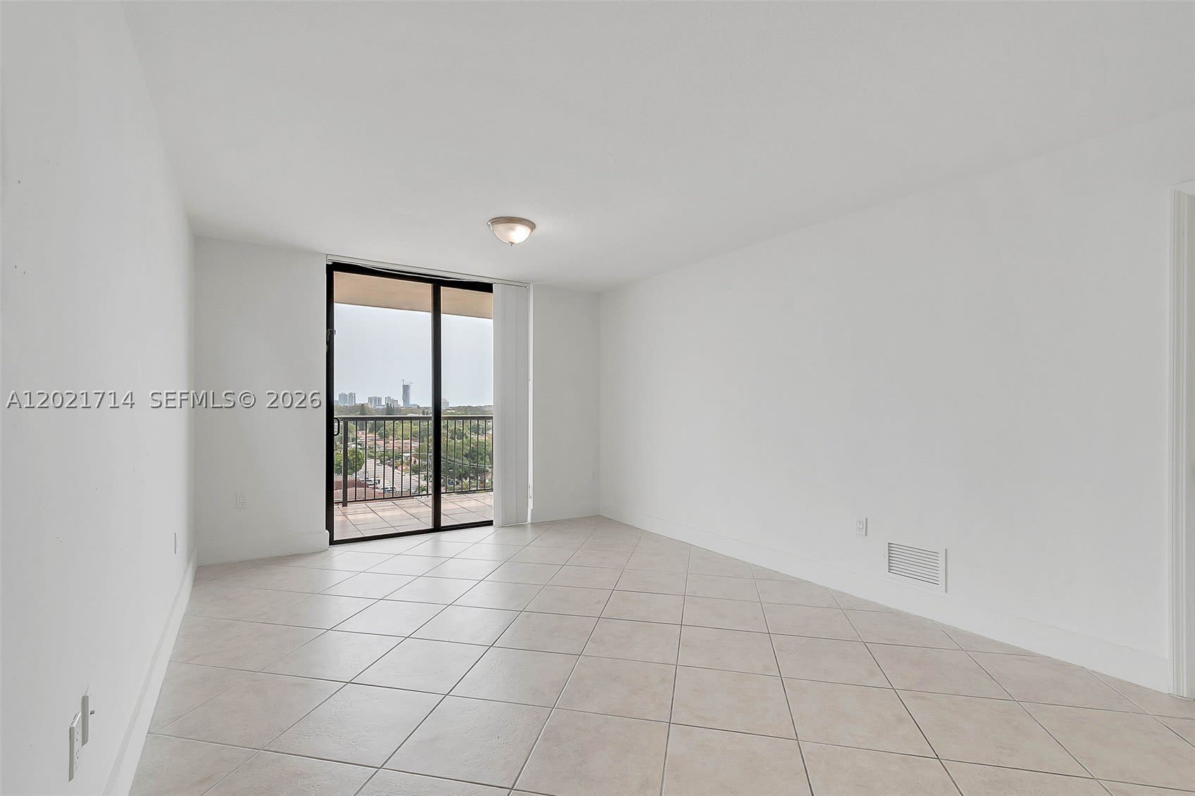 1690 SW 27th Ave – photo 5