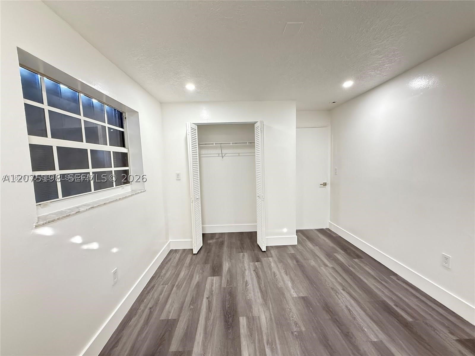 130 NW 32nd Ct – photo 5