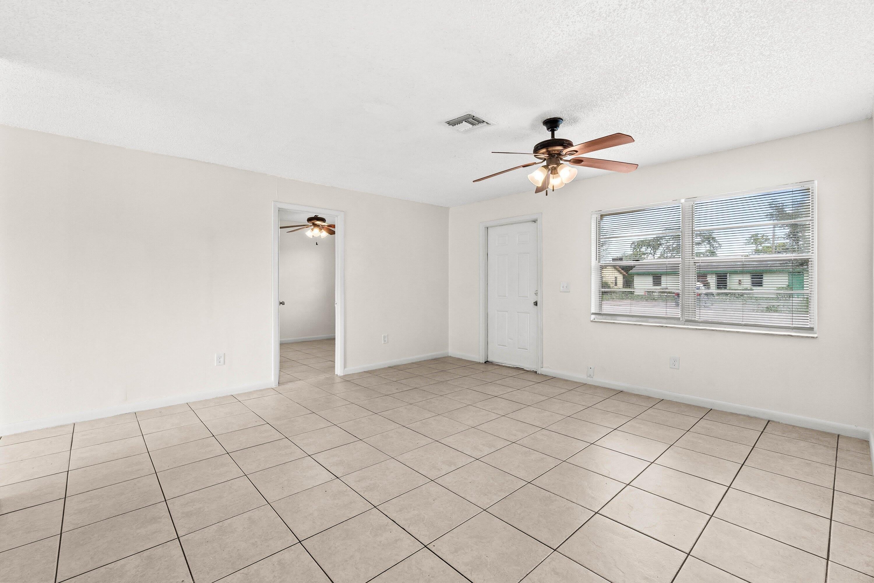 4807 Gulfstream Road – photo 5