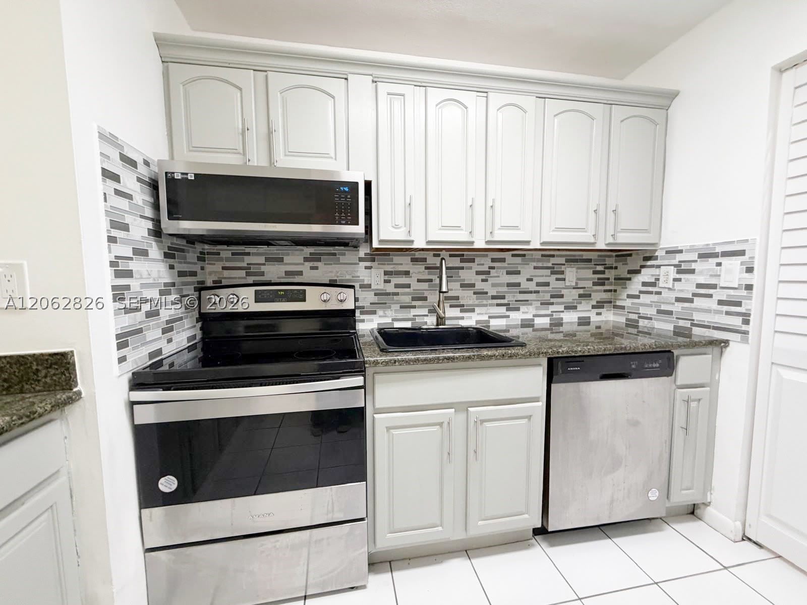 20681 Ne 4Th Pl – photo 1