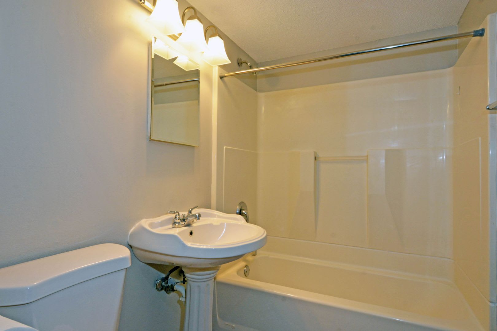 2153 Green – photo 3
