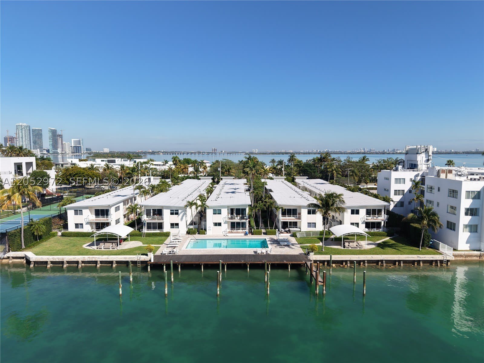 1100 Venetian Way – photo 1