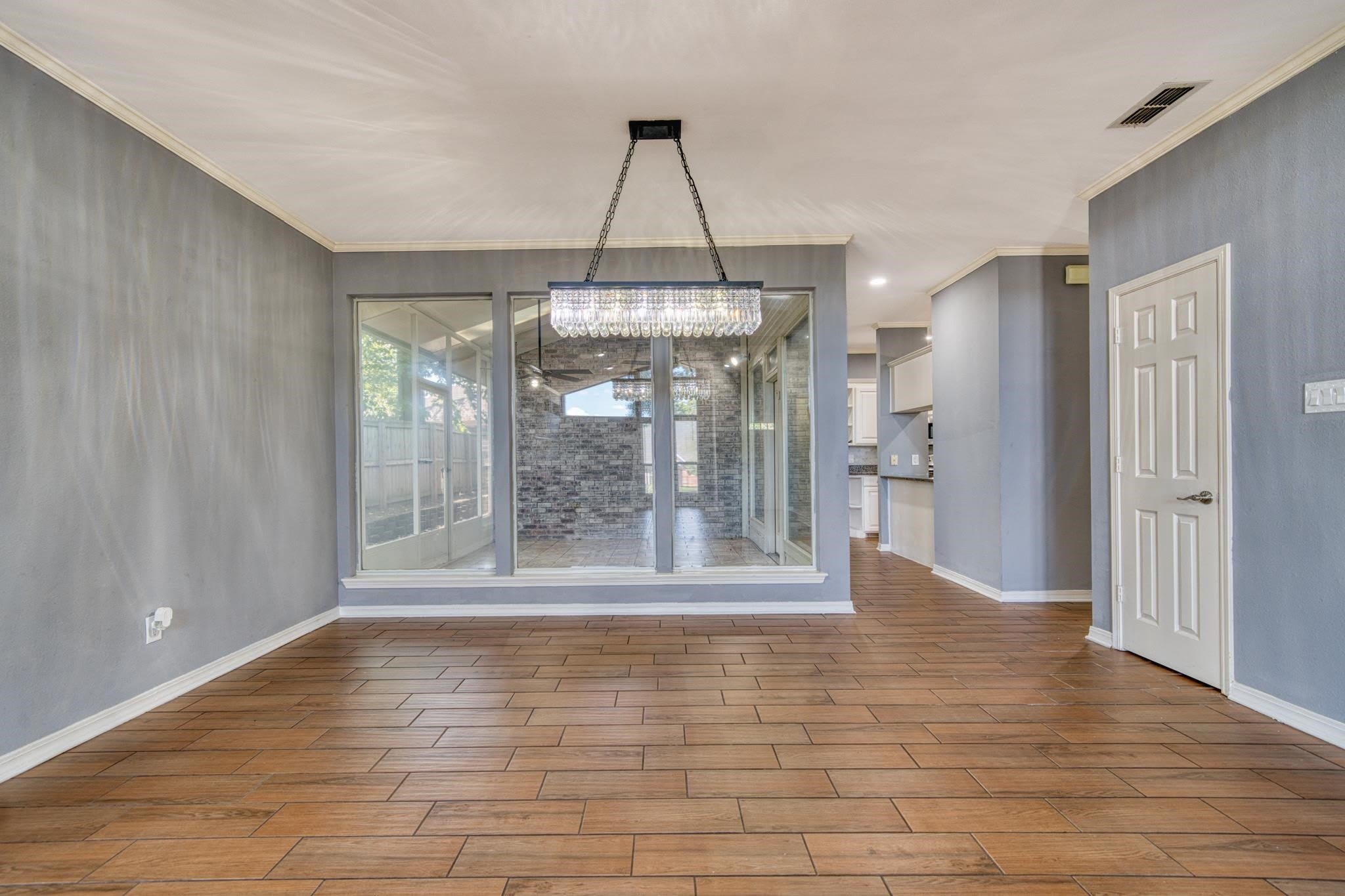 709 Saratoga – photo 4