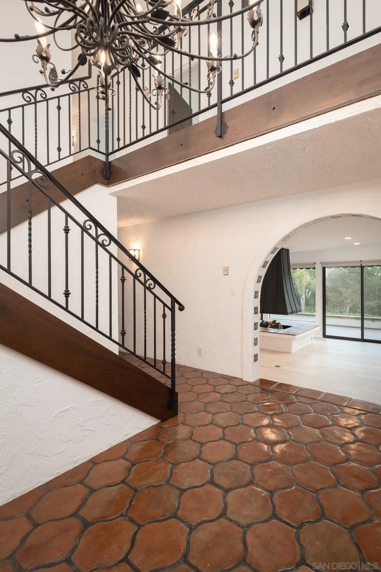 5406 Las Palomas – photo 2