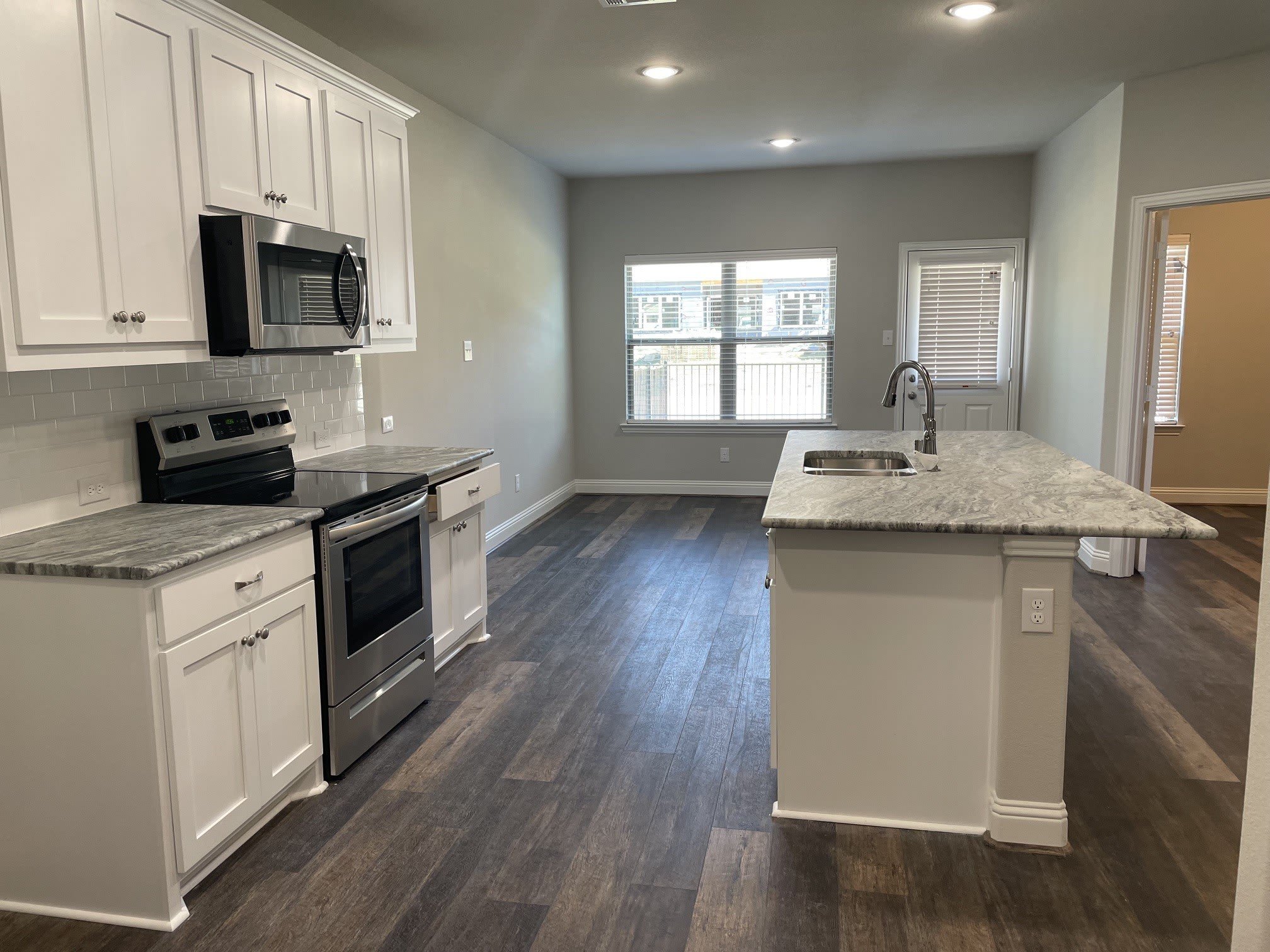 6810 Jade Drive – photo 5