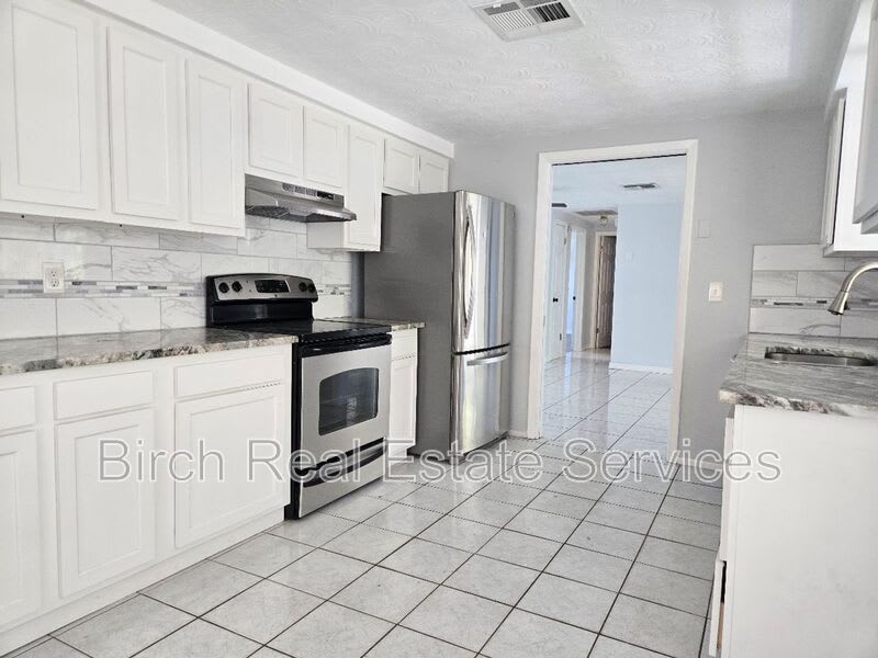 4328 Baden Dr – photo 5