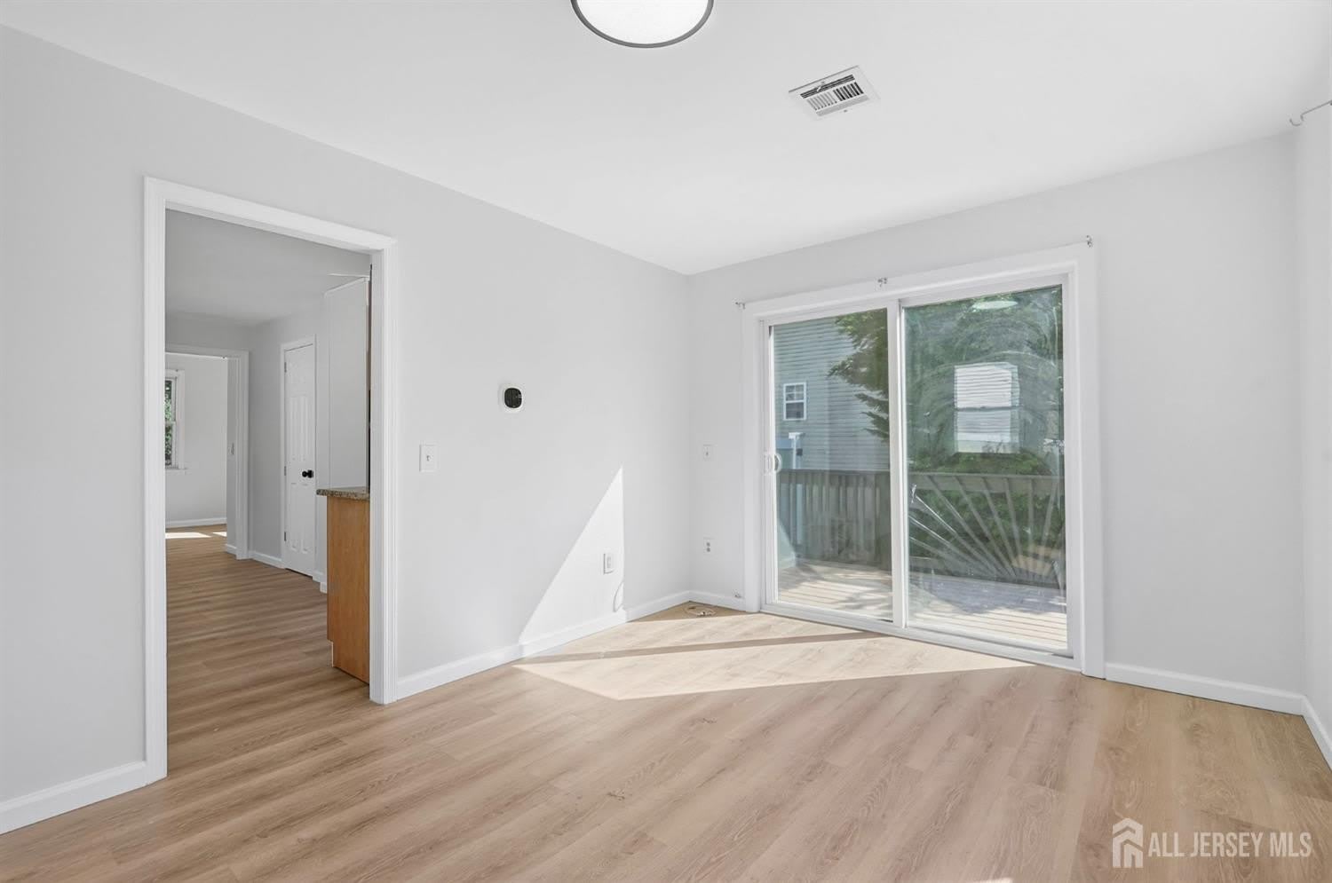250 Brookside Avenue – photo 3