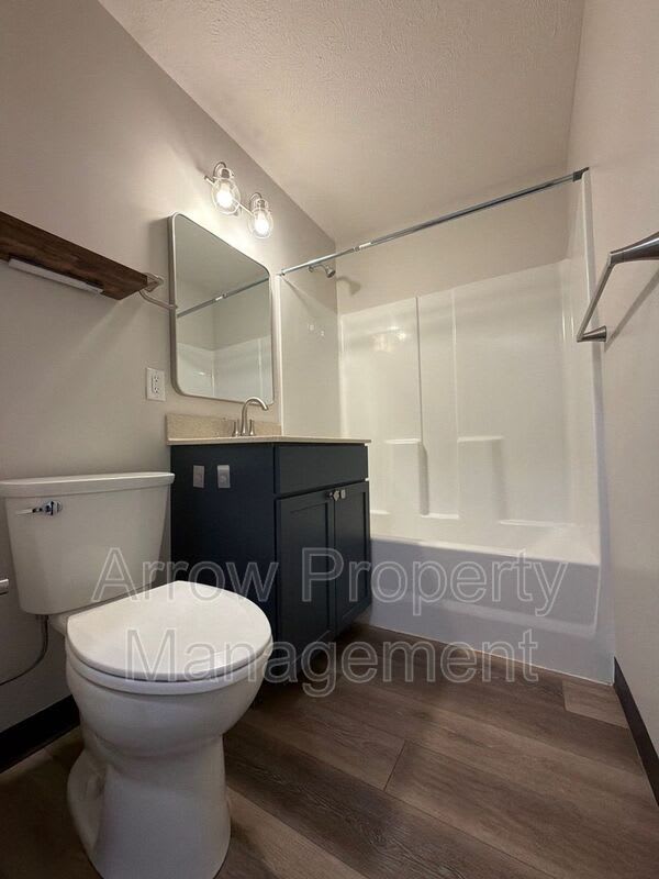 455 Lincoln Street 9 – photo 4