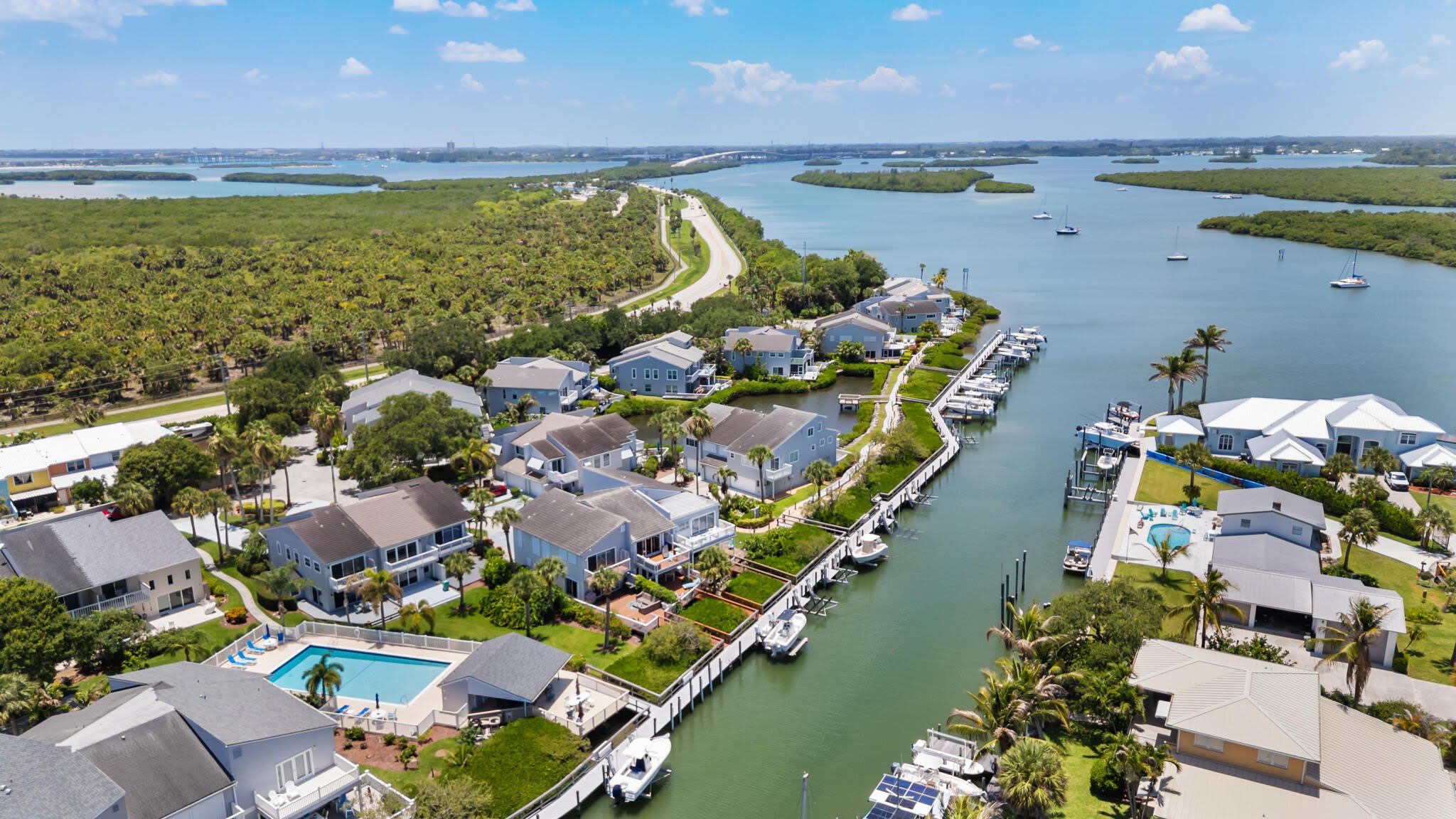 2488 Harbour Cove Drive – photo 4