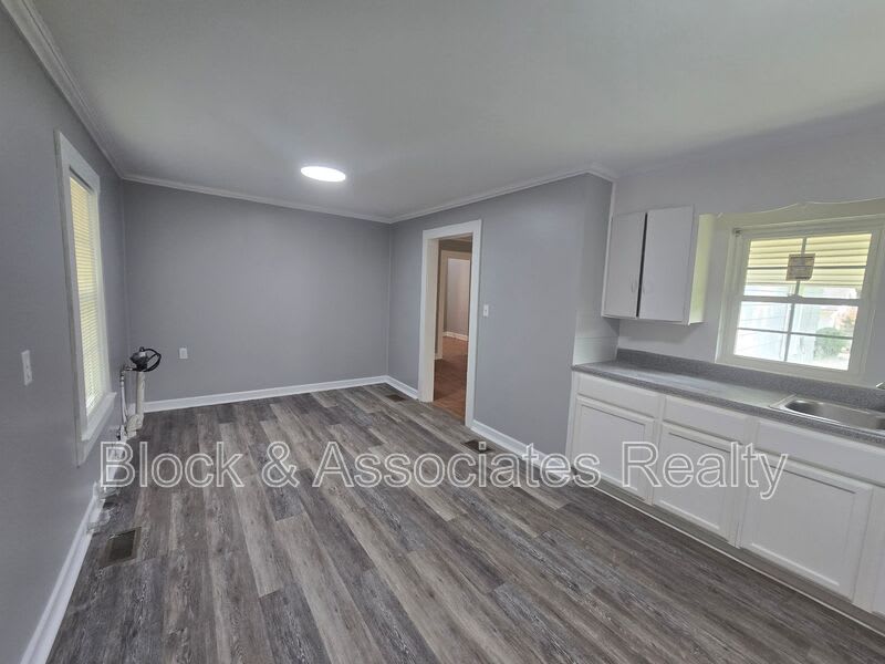 909 Gaines Ave – photo 4