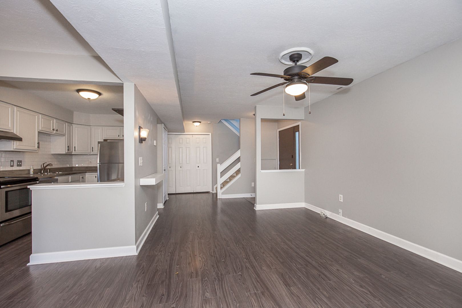 2 Bedroom 1 5 Bath Condo North Royalton – photo 3