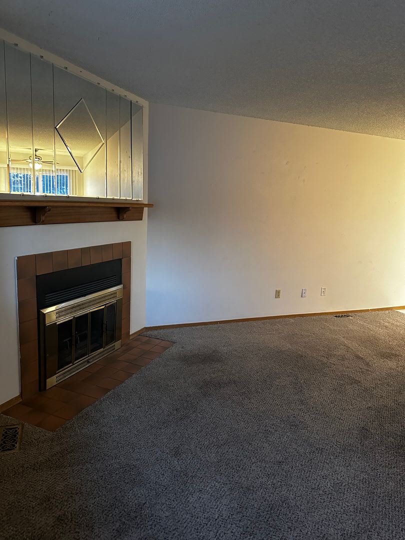 Nice 2 bedroom townhome on Soaring Eagle! – photo 2