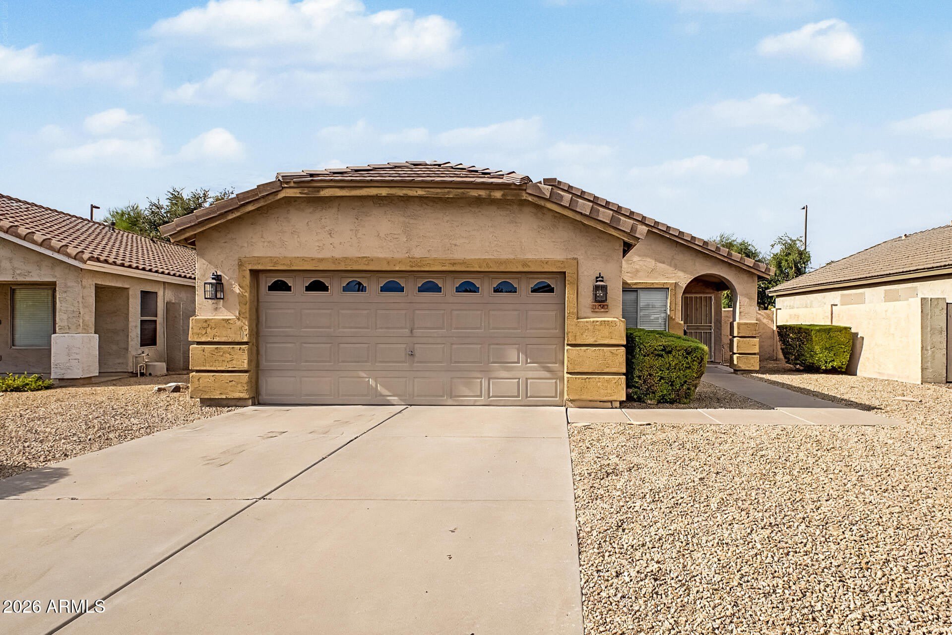 3290 E JUANITA Avenue – photo 1