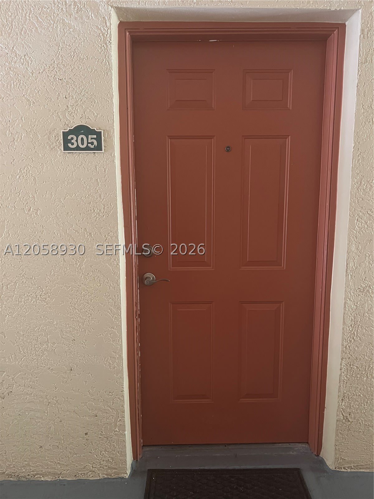 2427 Centergate Dr – photo 2