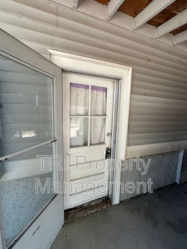 1201 10th Ave – photo 1