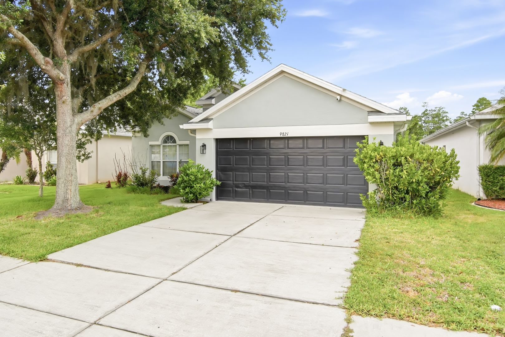 Beautiful Single Story 3/2 Home – photo 2
