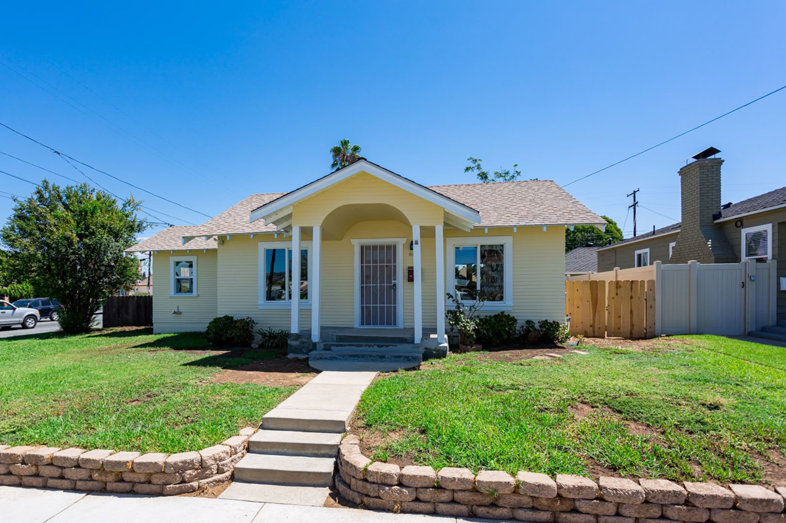 Beautifully Remodeled Single-Family Home with Fenced Yard – photo 4
