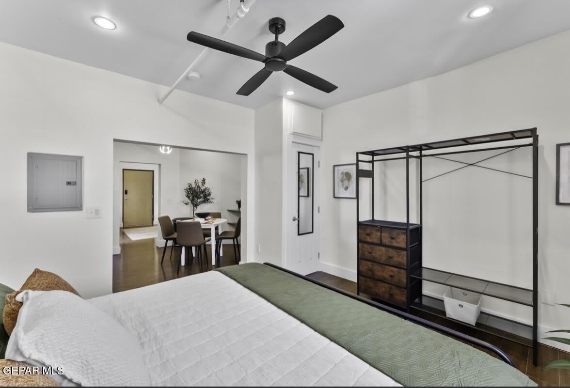 518 W San Antonio Avenue – photo 5