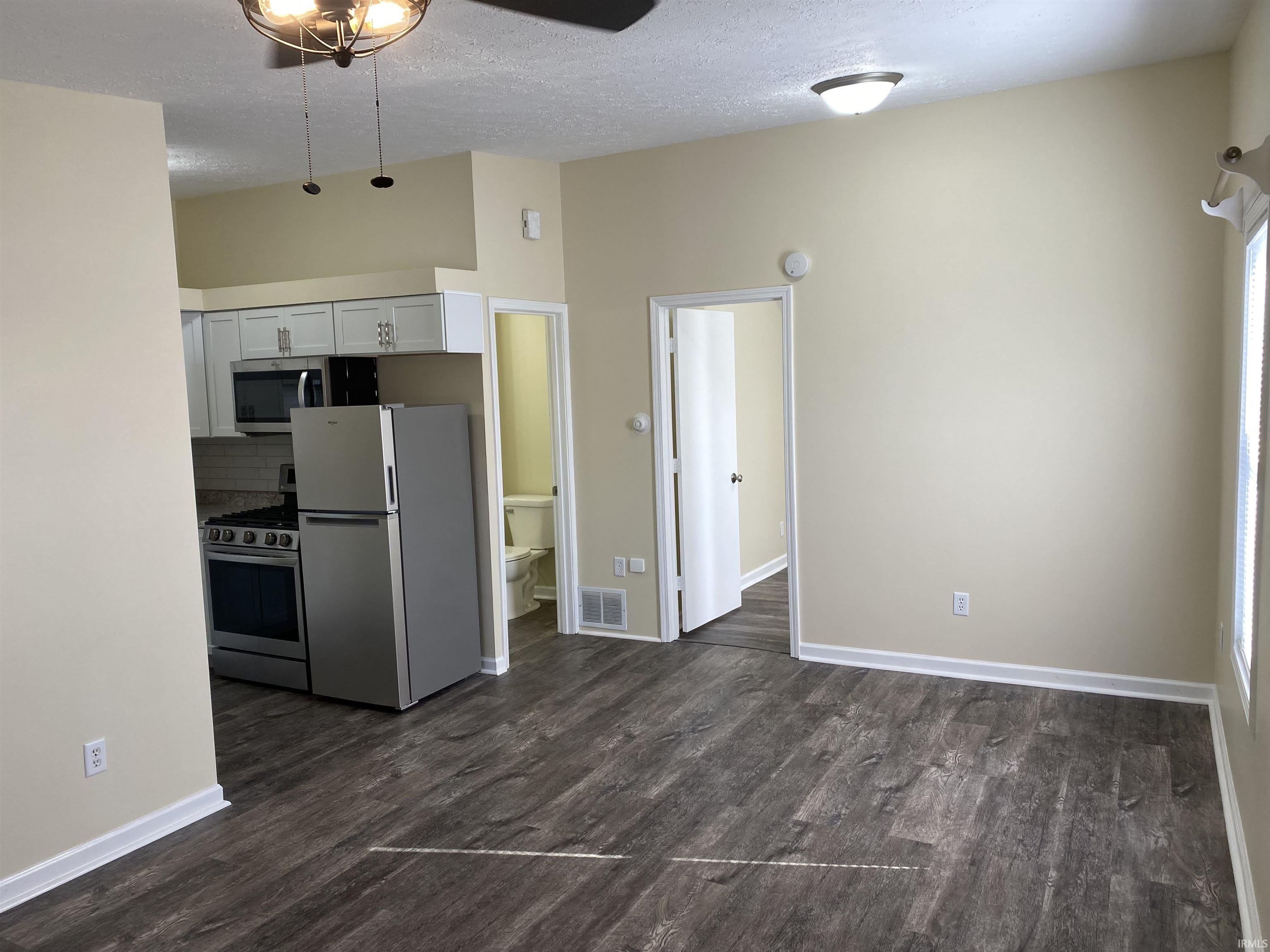 1220 S Curry Pike – photo 3
