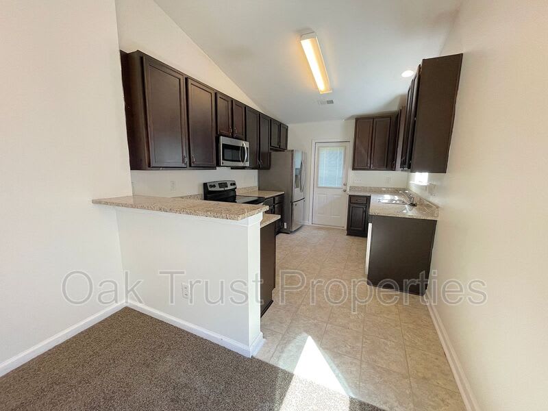 255 Coosawatchie St. – photo 5