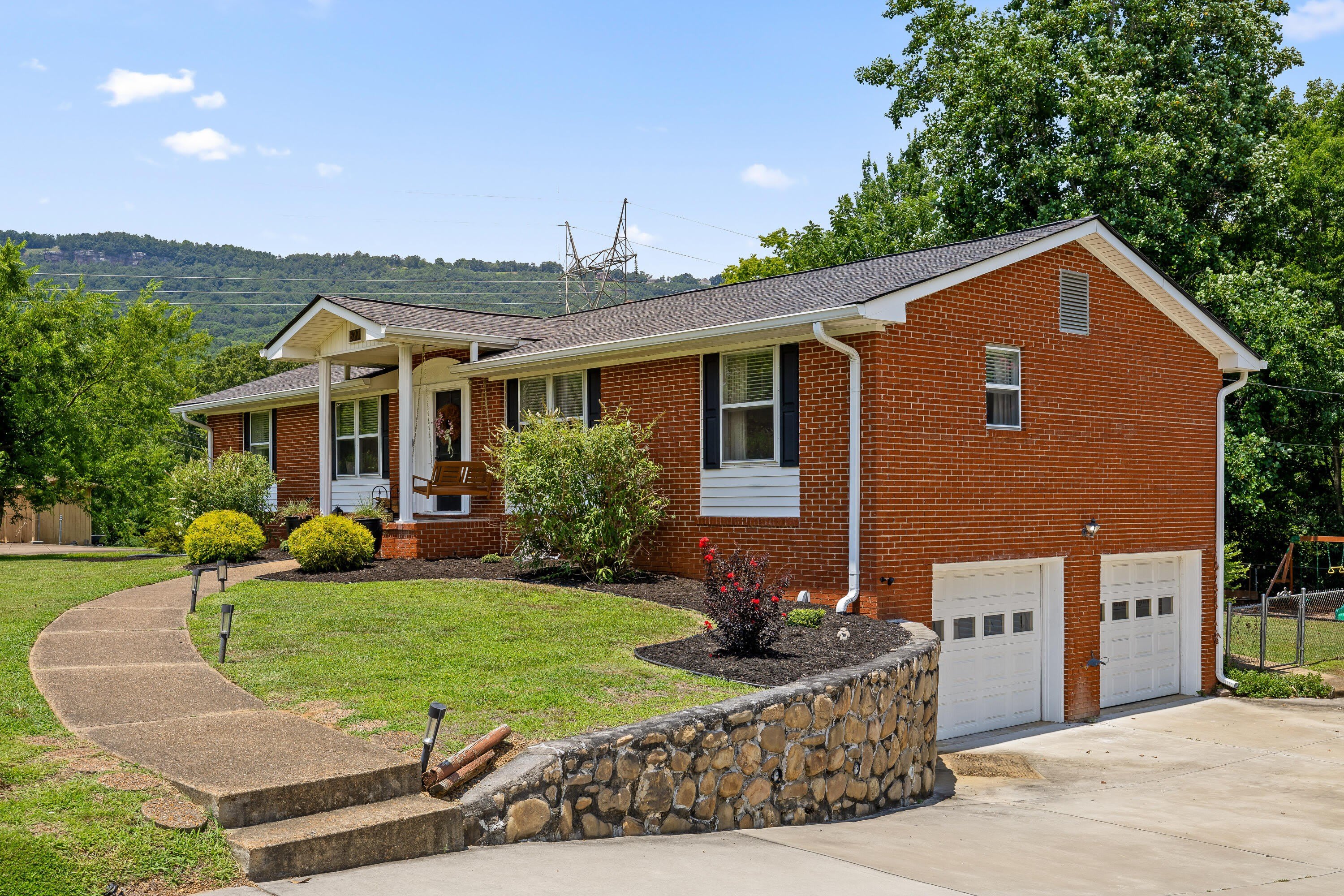 627 Valley Bridge Road – photo 4