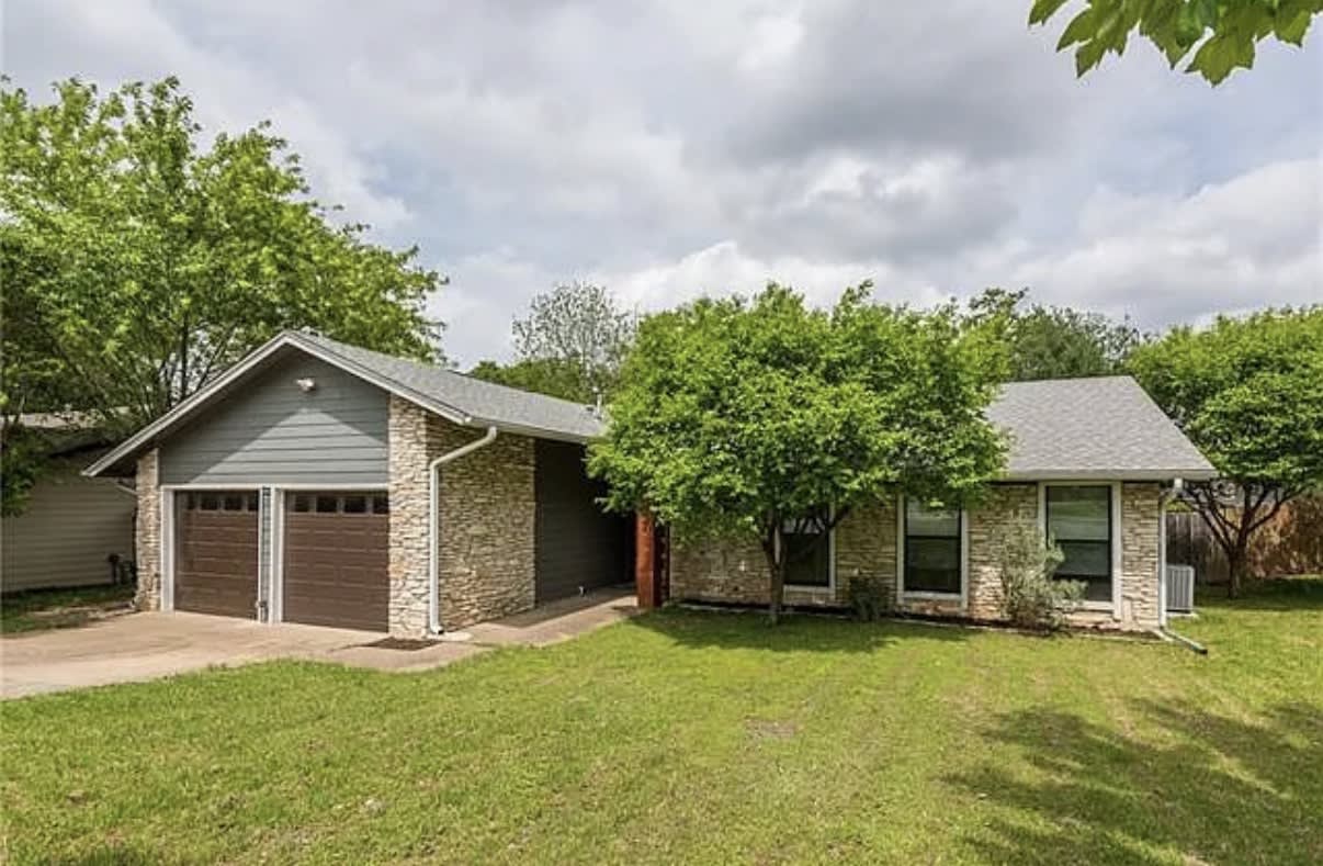 2502 Aldford Drive – photo 1