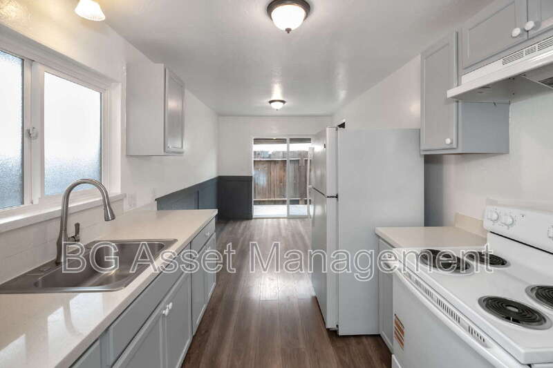 212 Westwood Street – photo 2