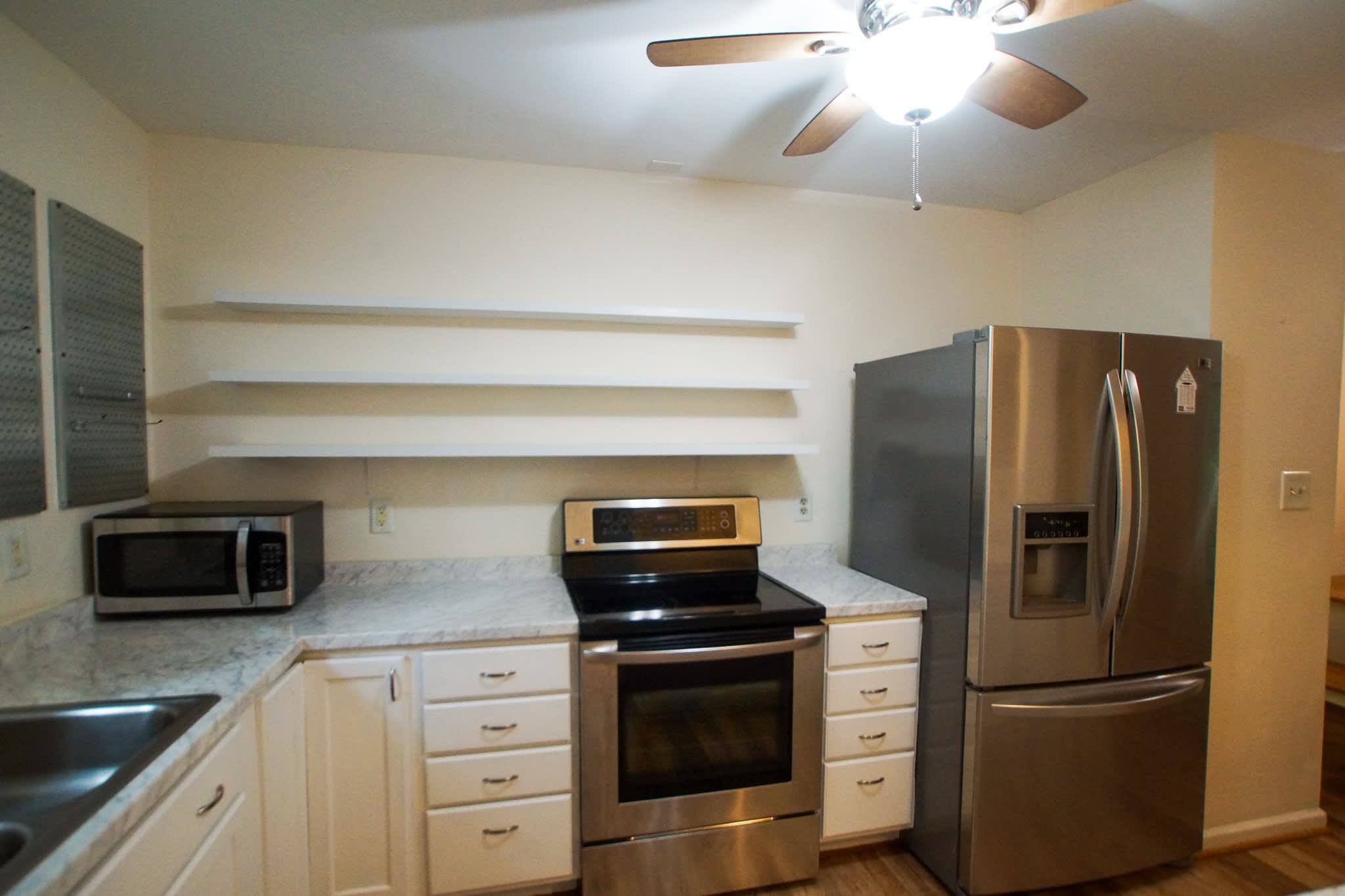 102 Weatherstone Drive – photo 4