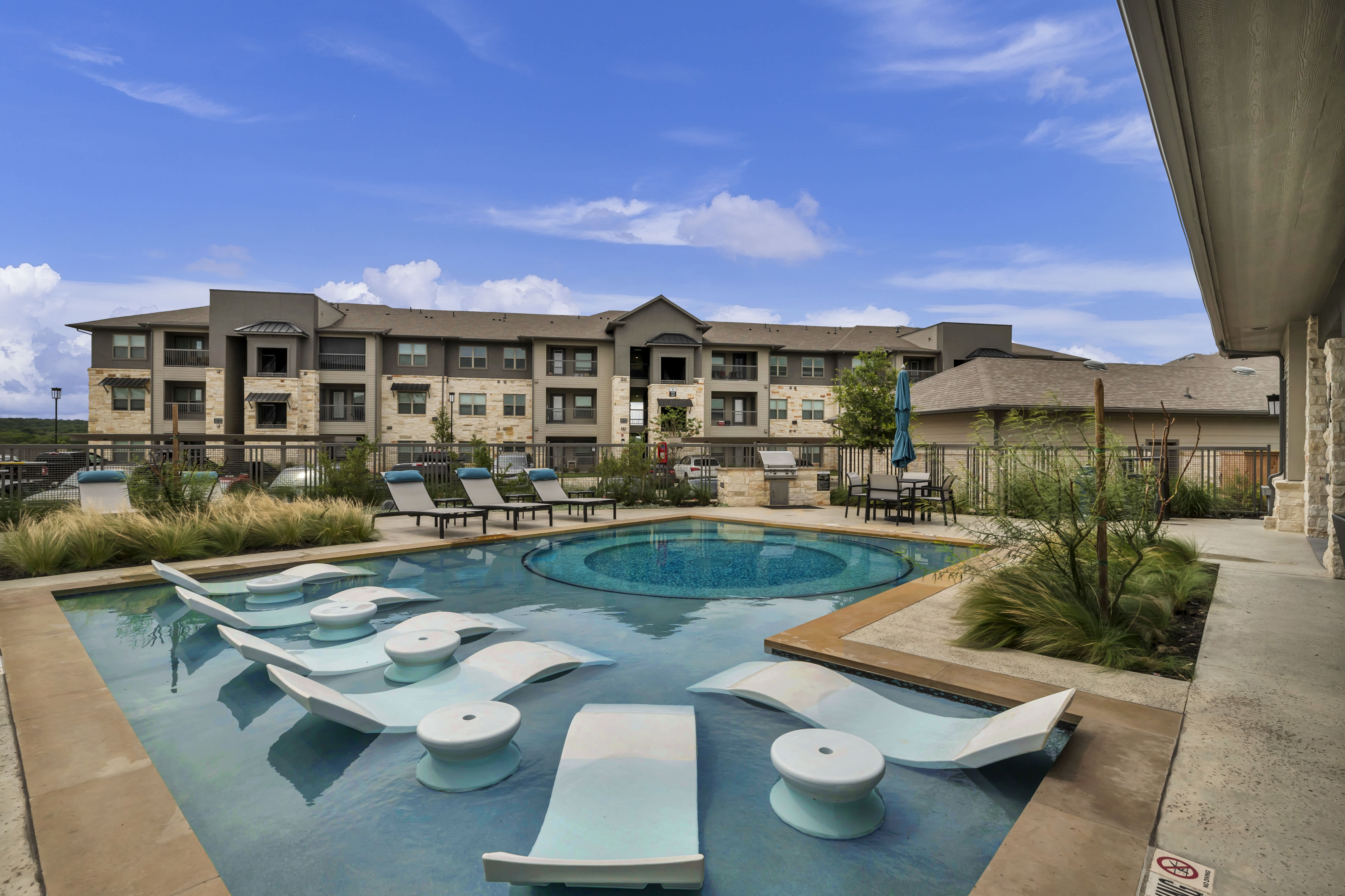 Hawthorne at Blanco Riverwalk – photo 2