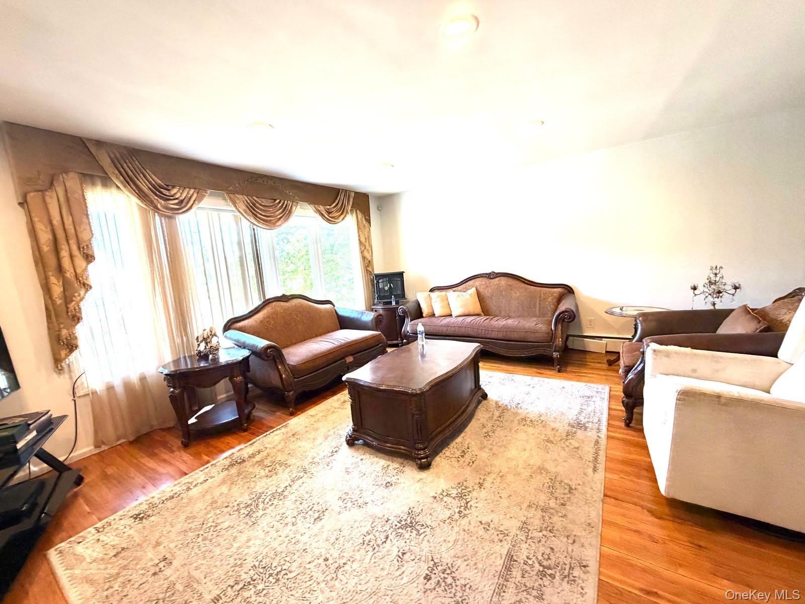 906 Park Court – photo 2