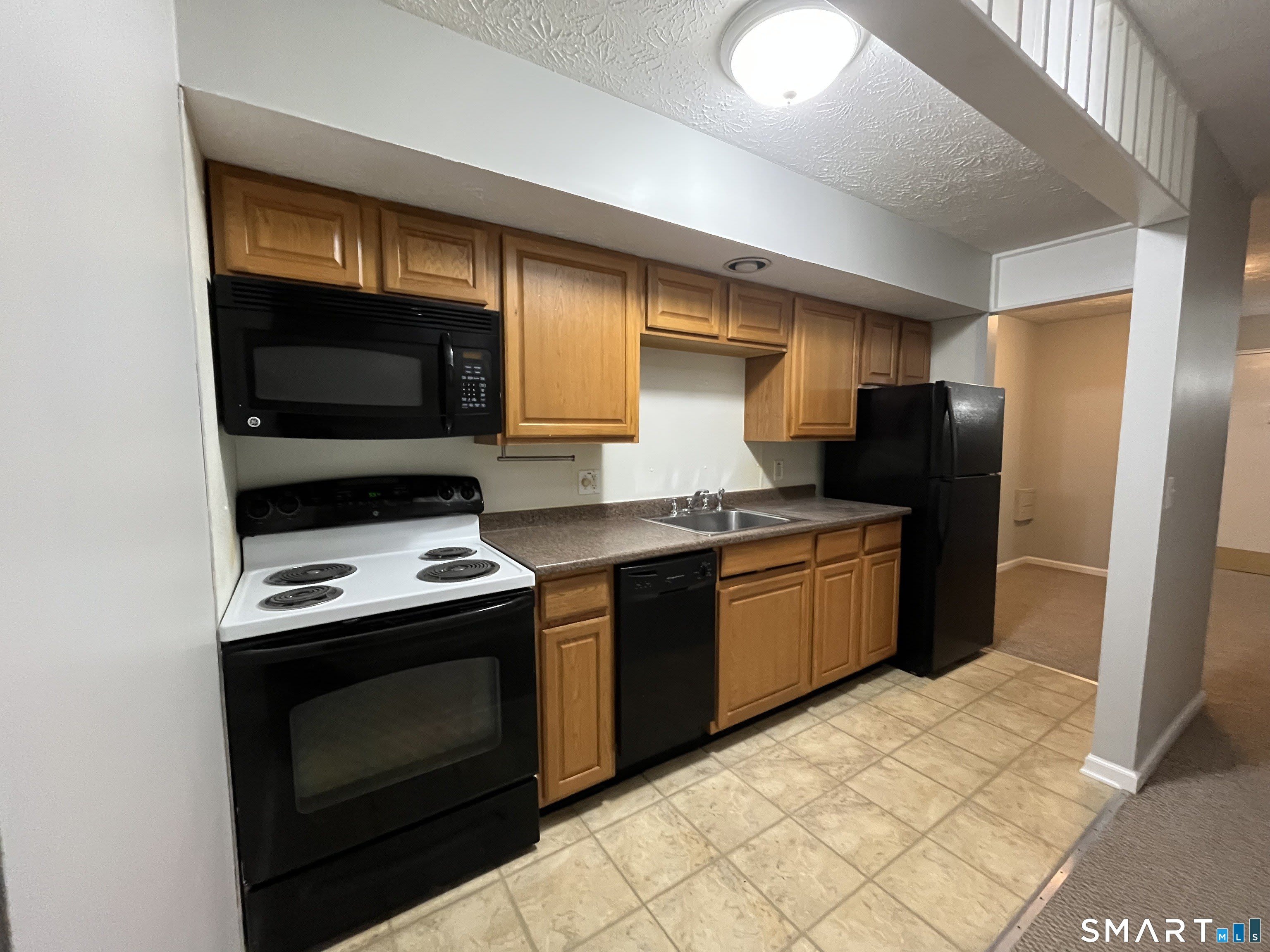 105 Horse Pond Road – photo 2