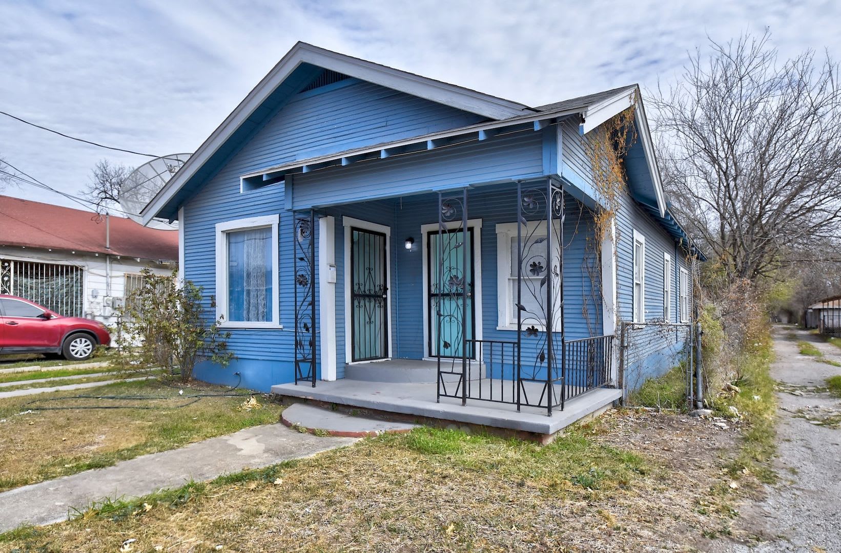 1314 N SABINAS – photo 2
