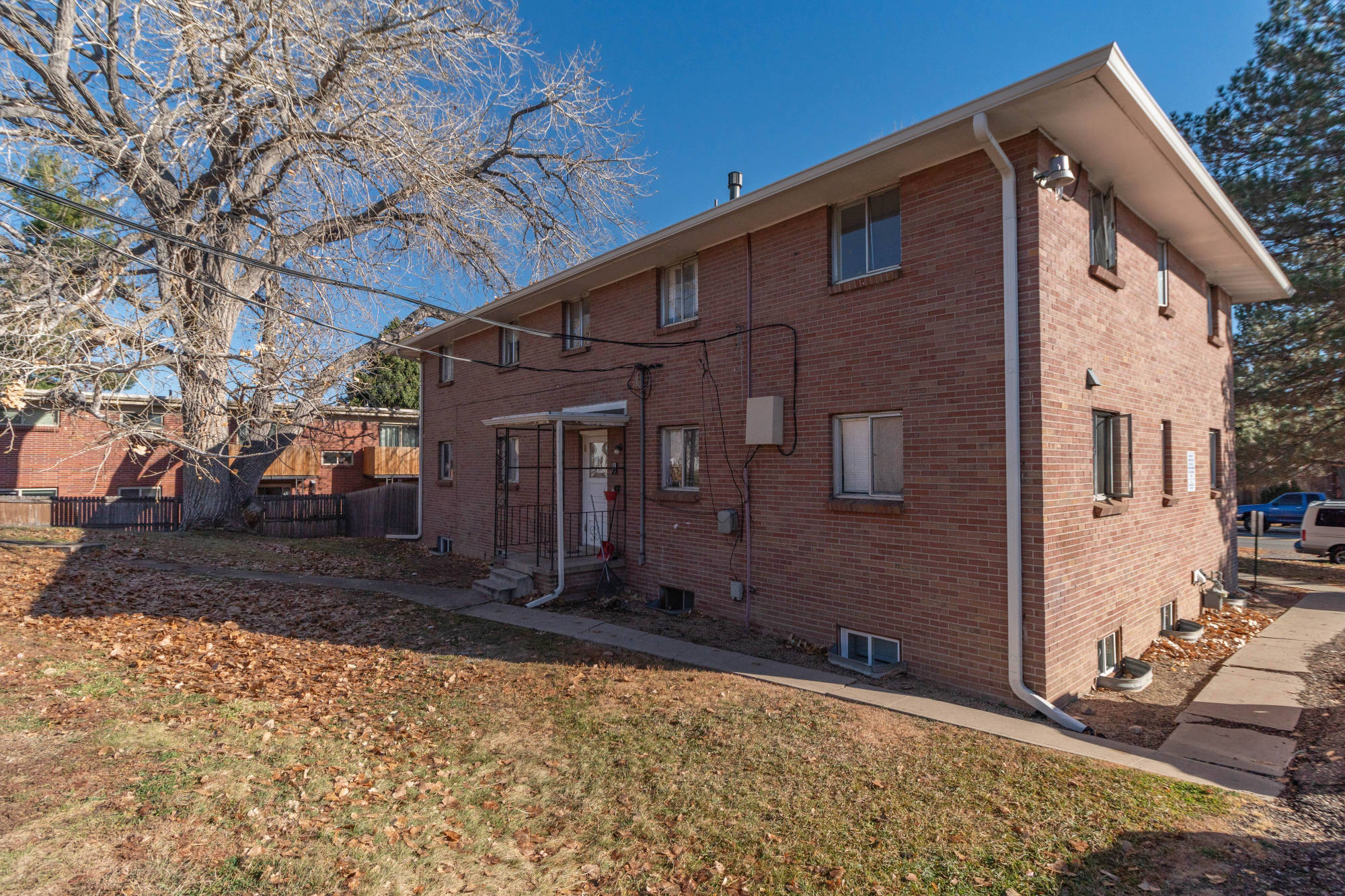 701 Oak Street – photo 5