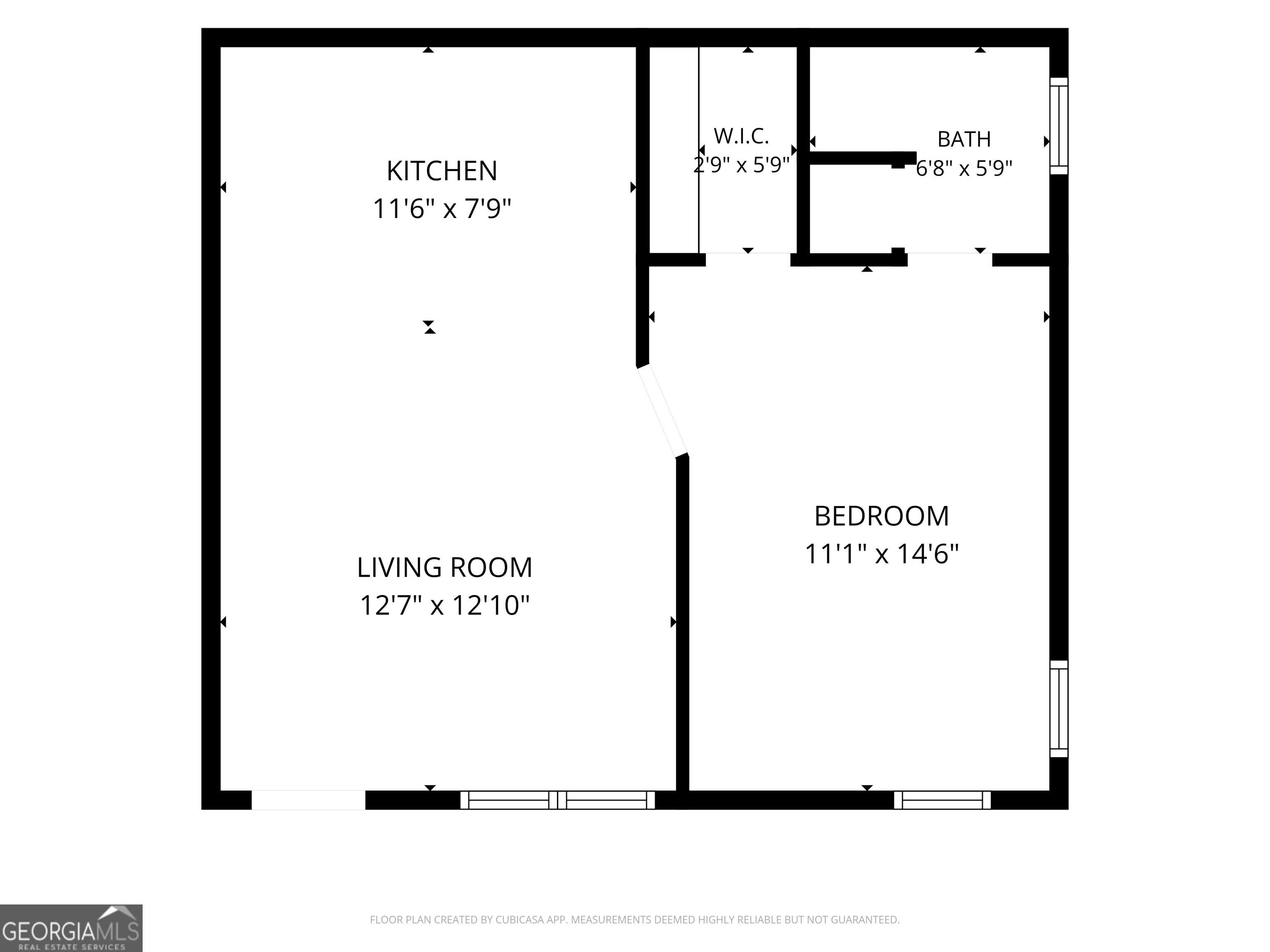 207 Reynolds Street NE – photo 1