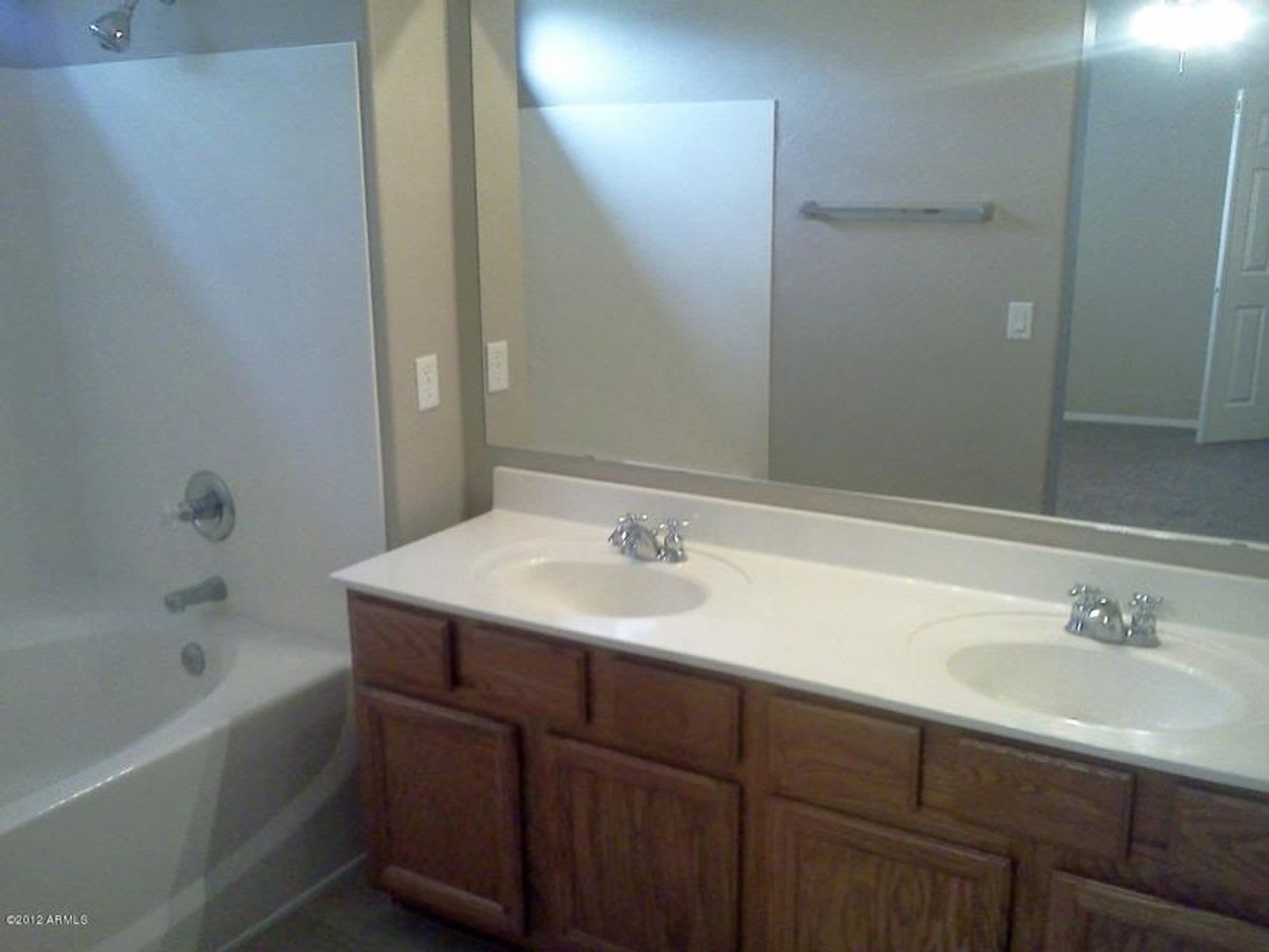 3 Bedroom 2 Bath Home In East Mesa – photo 5